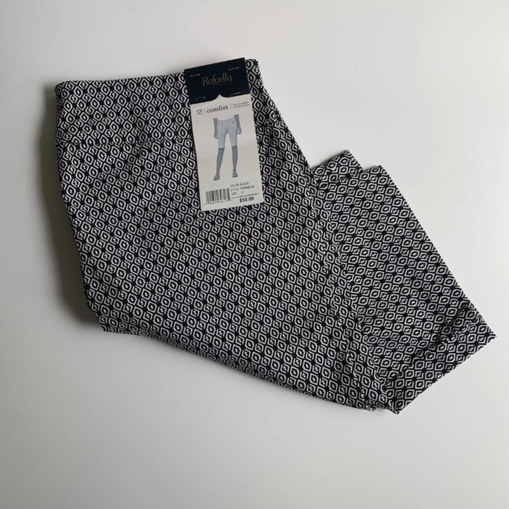 Rafaella womans bermuda Shorts size 12